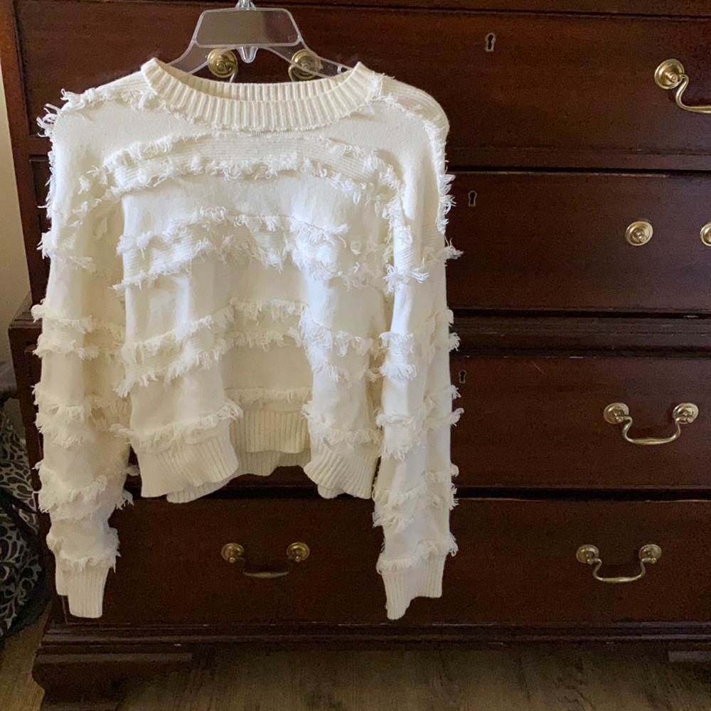 Cotton Candy LA White warm fitted sweater in M/L